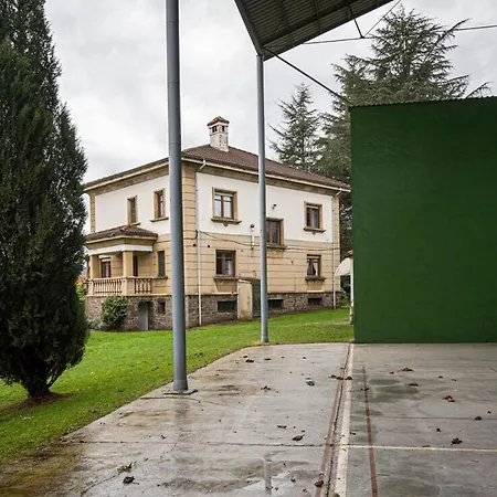 La Casona Del Fronton Chalet *